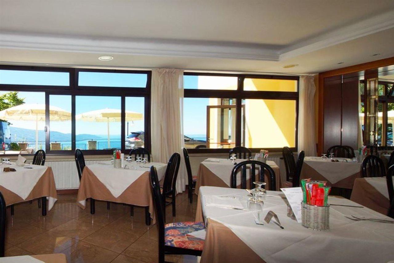 Hotel Residence La Rotonda Tignale Εξωτερικό φωτογραφία