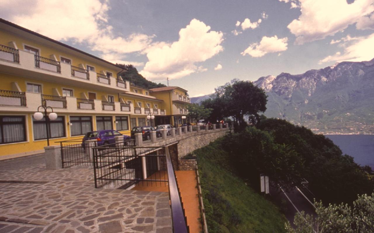 Hotel Residence La Rotonda Tignale Εξωτερικό φωτογραφία