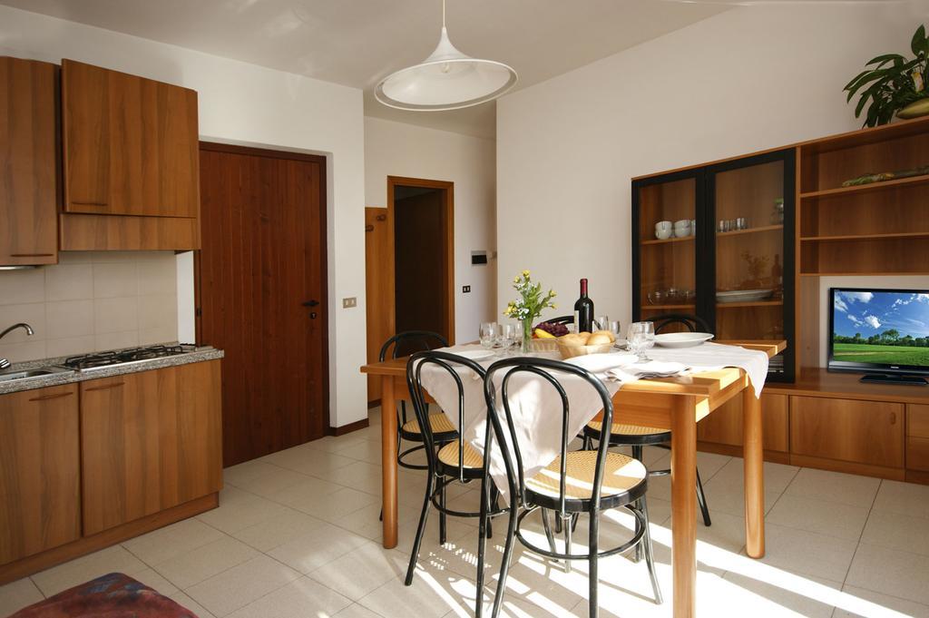 Hotel Residence La Rotonda Tignale Εξωτερικό φωτογραφία