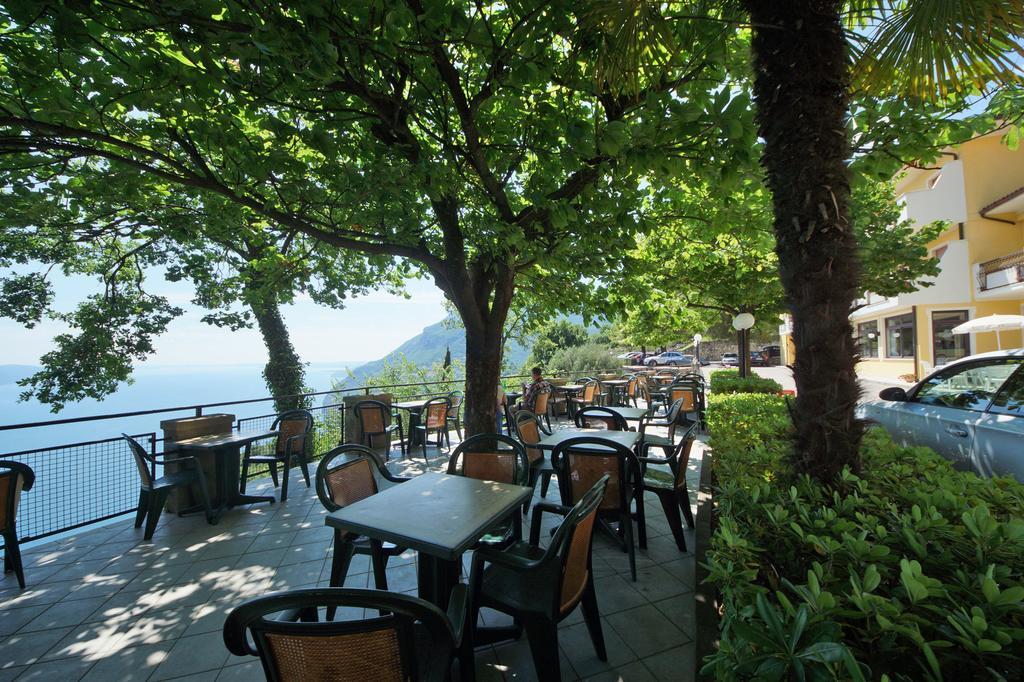 Hotel Residence La Rotonda Tignale Εξωτερικό φωτογραφία