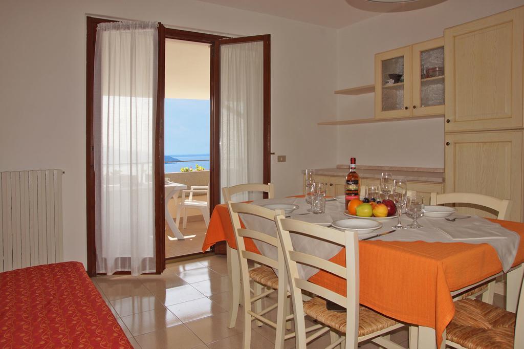Hotel Residence La Rotonda Tignale Εξωτερικό φωτογραφία