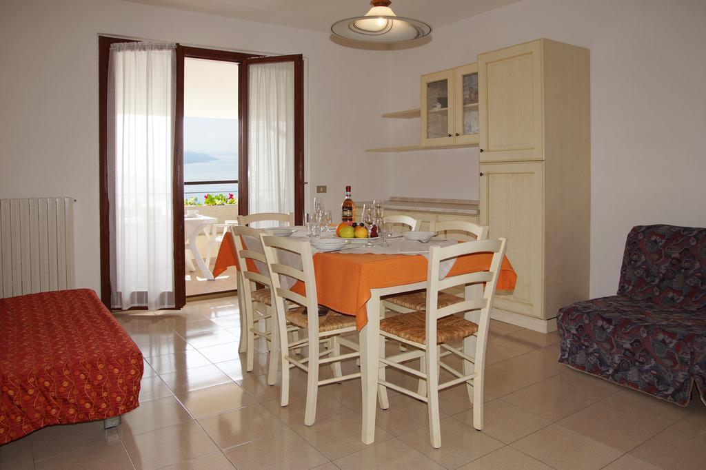 Hotel Residence La Rotonda Tignale Εξωτερικό φωτογραφία