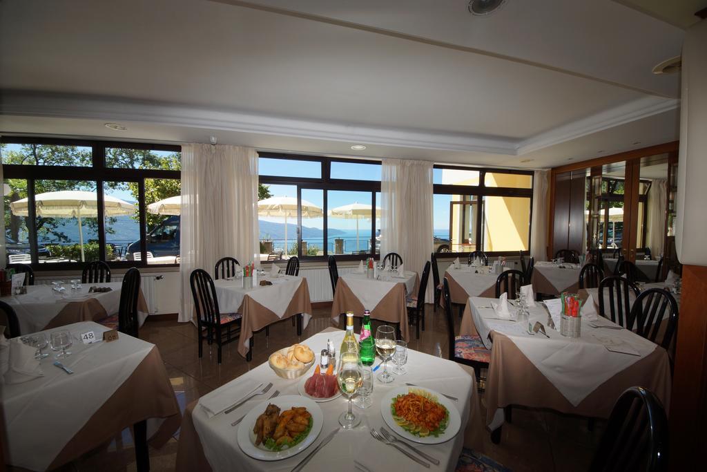 Hotel Residence La Rotonda Tignale Εξωτερικό φωτογραφία