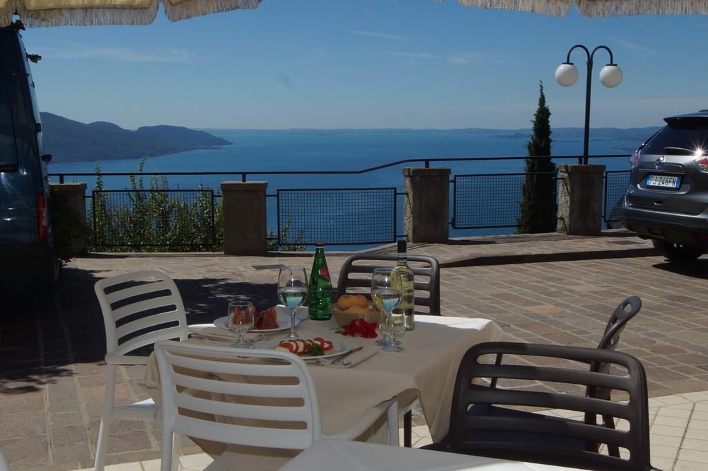 Hotel Residence La Rotonda Tignale Εξωτερικό φωτογραφία